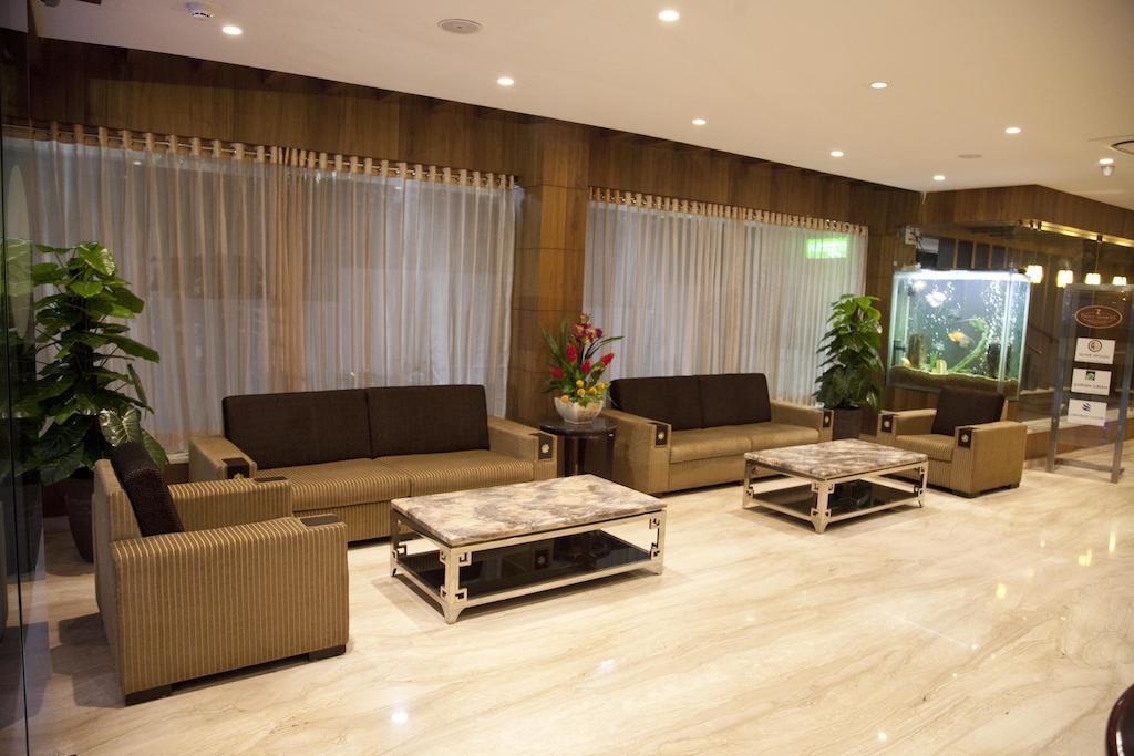 Hotel Prince Gardens Coimbatore Exteriör bild